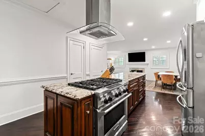 3000 Forest Park Drive, Charlotte, NC 28209 - Photo 11