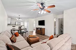 1423 Jasper Ridge Dr, Fort Mill, SC 29707 - Photo 5