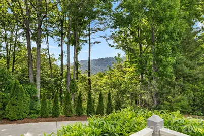 152 Skyview Circle, Asheville, NC 28804 - Photo 7