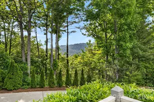 152 SkyView Cir, Asheville, NC 28804 - Photo 7