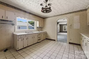 174 Hazelwood Ave, Waynesville, NC 28786 - Photo 15