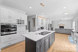 1321 Yellowood Ct, Rock Hill, SC 29732 - Photo 11
