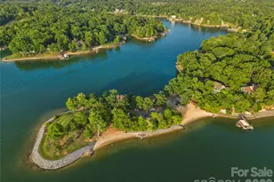 3072 Point Clear Dr, Tega Cay, SC 29708 - Photo 47