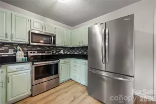 3072 Point Clear Dr, Tega Cay, SC 29708 - Photo 11