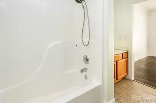 876 W Pointe Dr, Asheville, NC 28806 - Photo 11