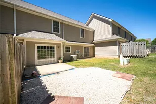 876 W Pointe Dr, Asheville, NC 28806 - Photo 23
