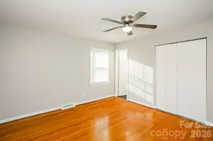 7114 Fox Hunt Rd, Charlotte, NC 28212 - Photo 11