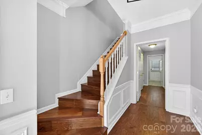 5426 Dockery Drive, Charlotte, NC 28209 - Photo 9