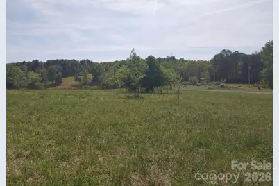 2809 Landis Lane, Nebo, NC 28761 - Photo 5
