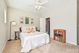 2256 Vision Dr, Charlotte, NC 28203 - Photo 11