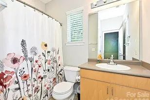 2256 Vision Dr, Charlotte, NC 28203 - Photo 15