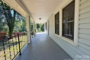 41 Oak Hill Dr, Asheville, NC 28806 - Photo 3
