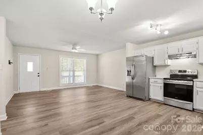 1502 E Main Street, Cherryville, NC 28021 - Photo 7