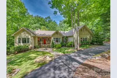 110 Little Cherokee Ridge, Hendersonville, NC 28739 - Photo 3