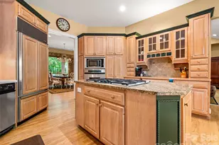 110 Little Cherokee Ridge, Hendersonville, NC 28739 - Photo 19