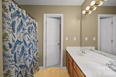 9233 Simonton Drive, Charlotte, NC 28269 - Photo 23