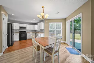 9233 Simonton Dr, Charlotte, NC 28269 - Photo 13