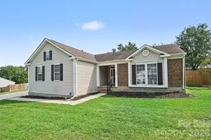 109 Brookstone Dr, Mount Holly, NC 28120 - Photo 3