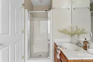 109 Brookstone Dr, Mount Holly, NC 28120 - Photo 7