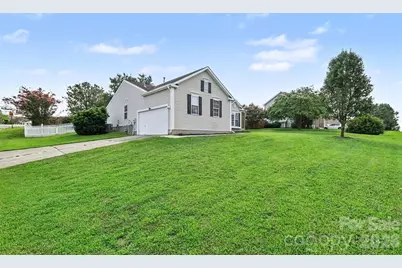 109 Brookstone Drive, Mount Holly, NC 28120 - Photo 27