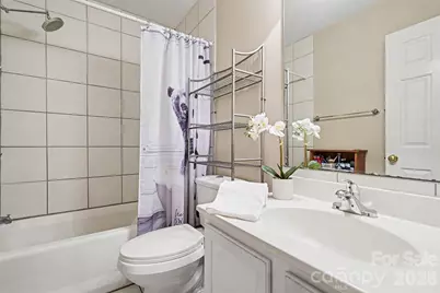 4300 Saxonbury Way, Charlotte, NC 28269 - Photo 25