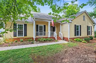 4300 Saxonbury Way, Charlotte, NC 28269 - Photo 1