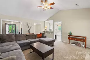 4300 Saxonbury Way, Charlotte, NC 28269 - Photo 9