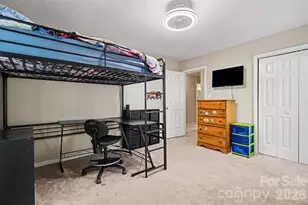 4300 Saxonbury Way, Charlotte, NC 28269 - Photo 23