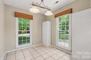 4300 Saxonbury Way, Charlotte, NC 28269 - Photo 17