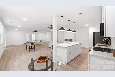 825 Breezewood Drive, Charlotte, NC 28262 - Photo 27
