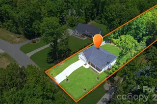 825 Breezewood Dr, Charlotte, NC 28262 - Photo 13