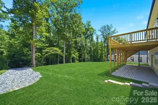 825 Breezewood Dr, Charlotte, NC 28262 - Photo 7