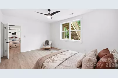 825 Breezewood Drive, Charlotte, NC 28262 - Photo 29