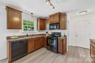 1472 Haverford Road NW, Concord, NC 28027 - Photo 7