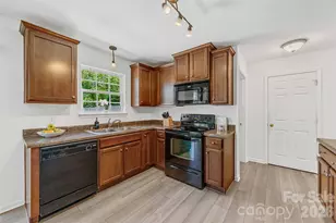 1472 Haverford Rd NW, Concord, NC 28027 - Photo 7