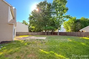 11740 Hawick Valley Ln, Charlotte, NC 28277 - Photo 27