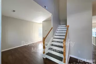 11740 Hawick Valley Ln, Charlotte, NC 28277 - Photo 3