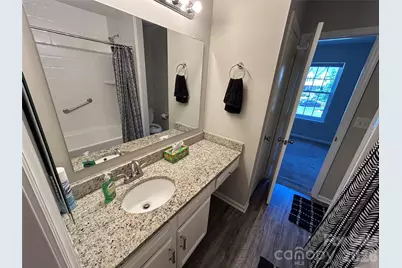 6466 Windsor Gate Lane, Charlotte, NC 28215 - Photo 27