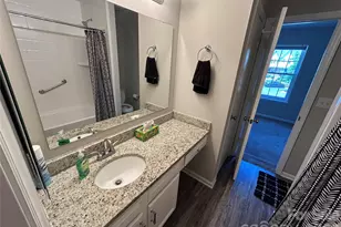 6466 Windsor Gate Ln, Charlotte, NC 28215 - Photo 27