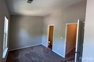 6466 Windsor Gate Ln, Charlotte, NC 28215 - Photo 29
