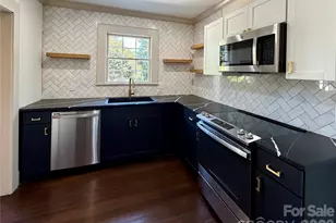 1024 Rockway Dr, Charlotte, NC 28205 - Photo 5