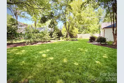 1024 Rockway Drive, Charlotte, NC 28205 - Photo 13