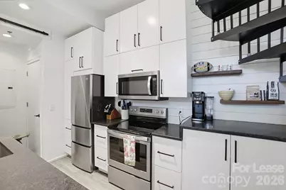 2088 Euclid Avenue, Charlotte, NC 28203 - Photo 9
