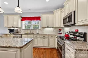 2330 Shiny Leaf Drive, Denver, NC 28037 - Photo 13