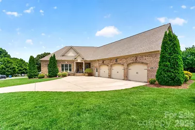 2330 Shiny Leaf Drive, Denver, NC 28037 - Photo 1