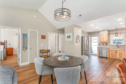 11 Pearl Street #A, Black Mountain, NC 28711 - Photo 7