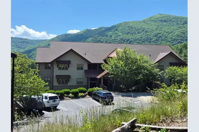 1564 Country Club Drive #B-301, Maggie Valley, NC 28751 - Photo 3