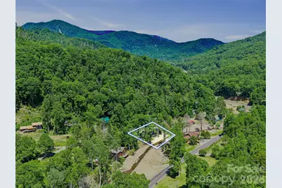 137 Mountain Farm Road, Burnsville, NC 28714 - Photo 5