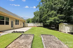10214 Atkins Ridge Dr, Charlotte, NC 28213 - Photo 7