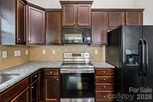 10214 Atkins Ridge Dr, Charlotte, NC 28213 - Photo 19